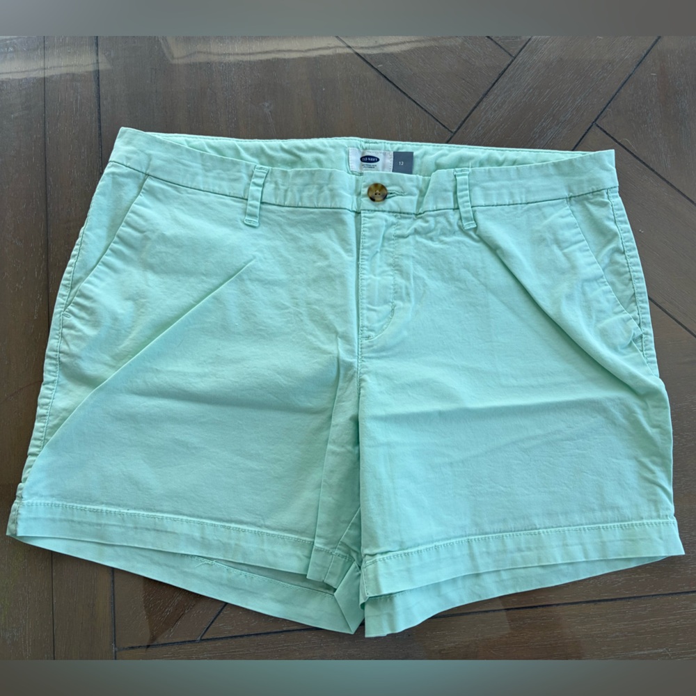 Old Navy Women’s Shorts Size 12